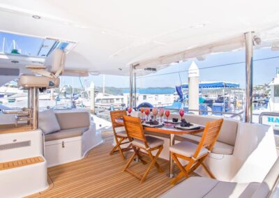 The Knysna 500 SE Luxury Cruising Catamaran